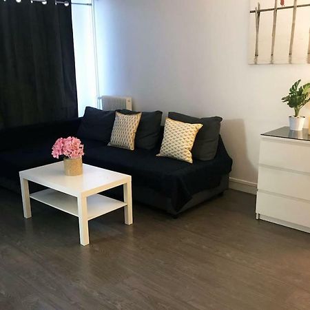 Lovely Flat Champs De Mars Eiffel Paris Bagian luar foto